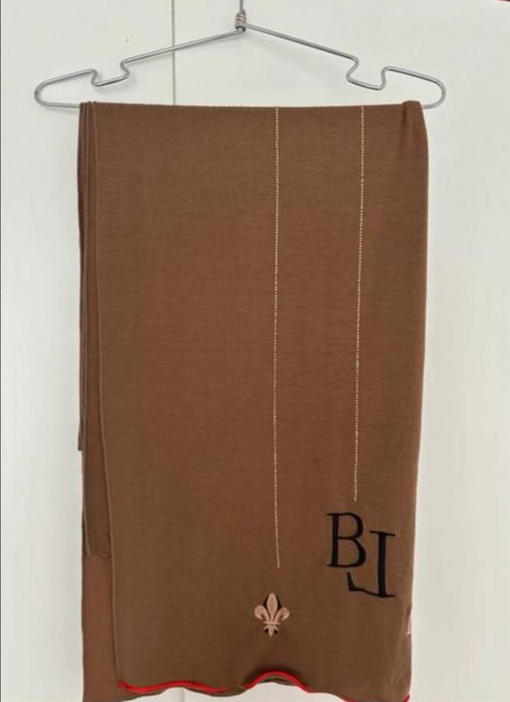 Bruine sjaal By Lima, Kleding | Dames, Mutsen, Sjaals en Handschoenen, Ophalen of Verzenden, Zo goed als nieuw, Maat 46/48 (XL) of groter