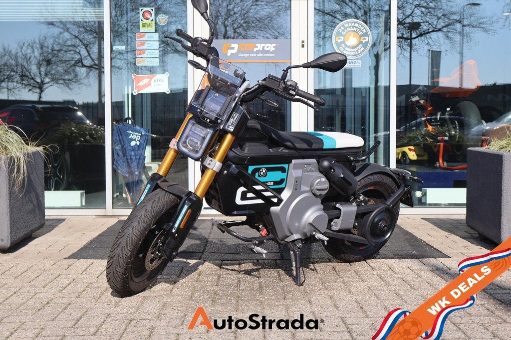 BMW Ce 02 Cosmic Black 2 | Handvatverwarming | LED | Keyless, Gebruikt, BMW