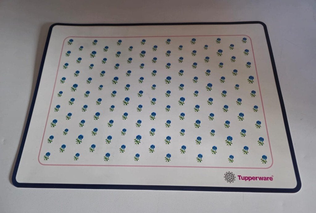 Tupperware Placemat met bloemen 3x NIEUW, Huis en Inrichting, Ophalen of Verzenden, Nieuw, Wit, Overige typen