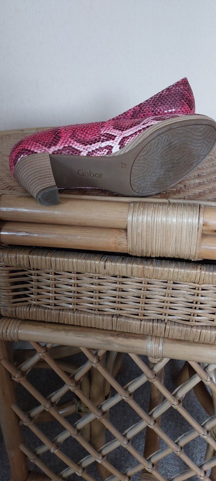 Gabor pumps met slangenprint - Maat 39, Pumps, Gabor, Ophalen of Verzenden, Zo goed als nieuw