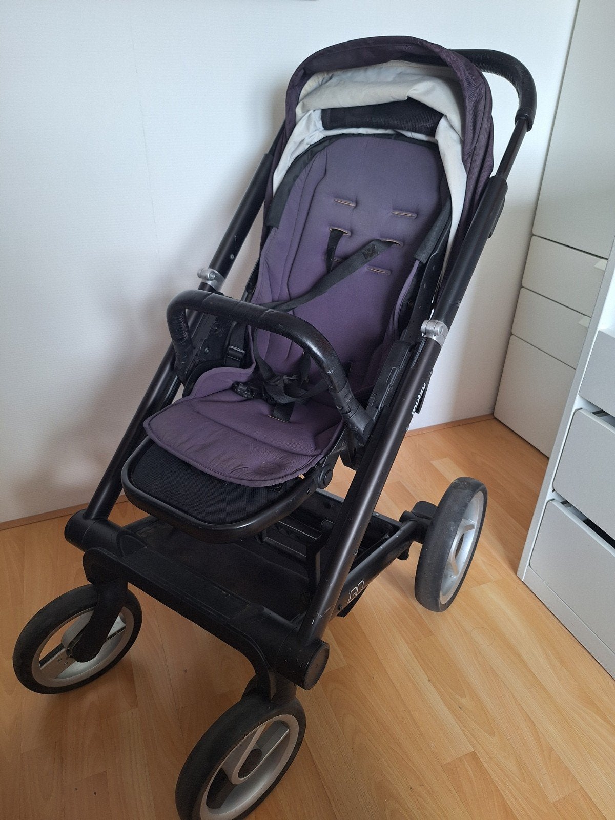 Complete Mutsy Igo kinderwagen met voetenzak en accessoires, Ophalen, Gebruikt, Combiwagen, Met reiswieg