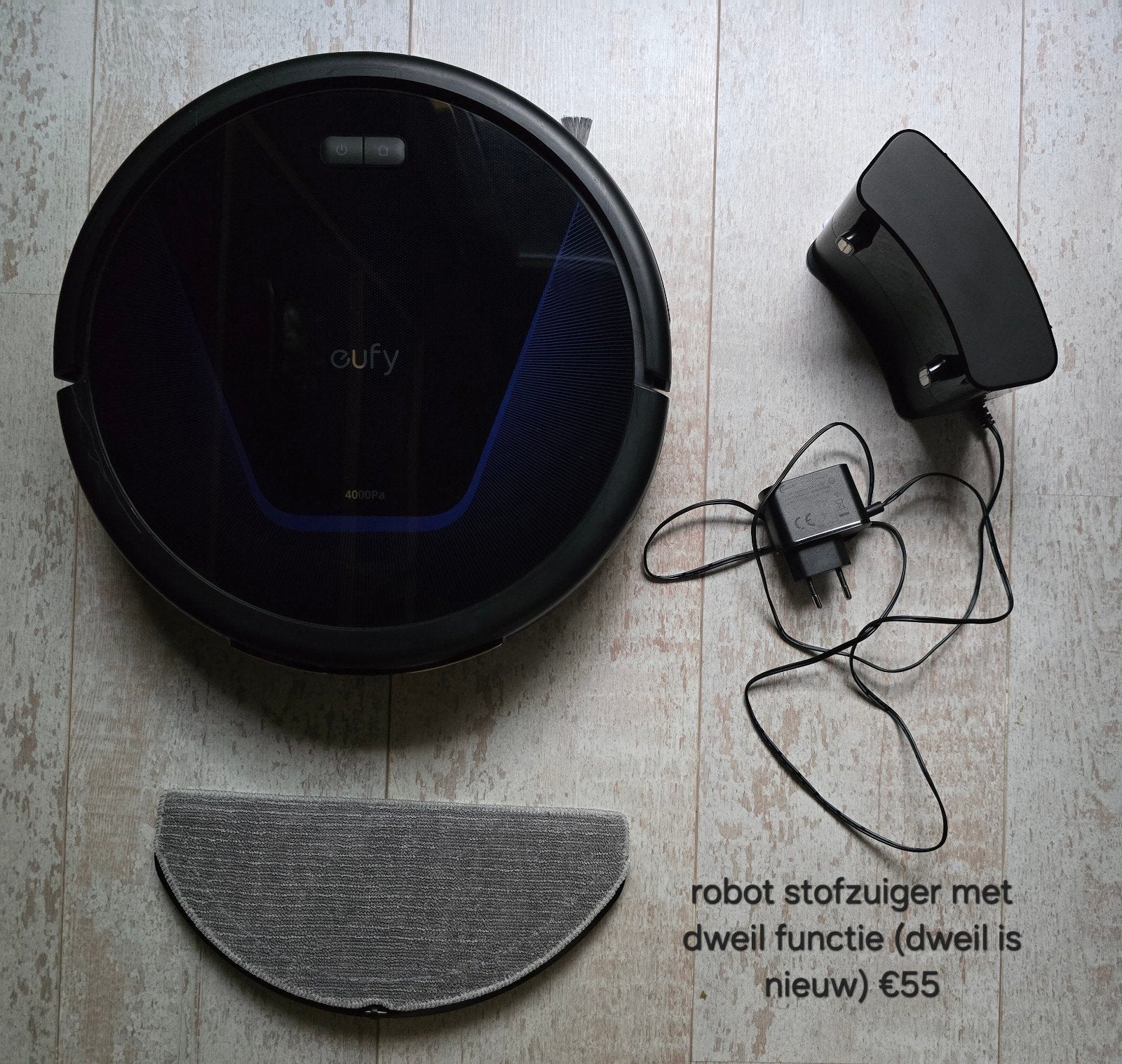 Eufy robot stofzuiger met dweil functie 3 mnden oud met bon, Witgoed en Apparatuur, Stofzuigers, Ophalen