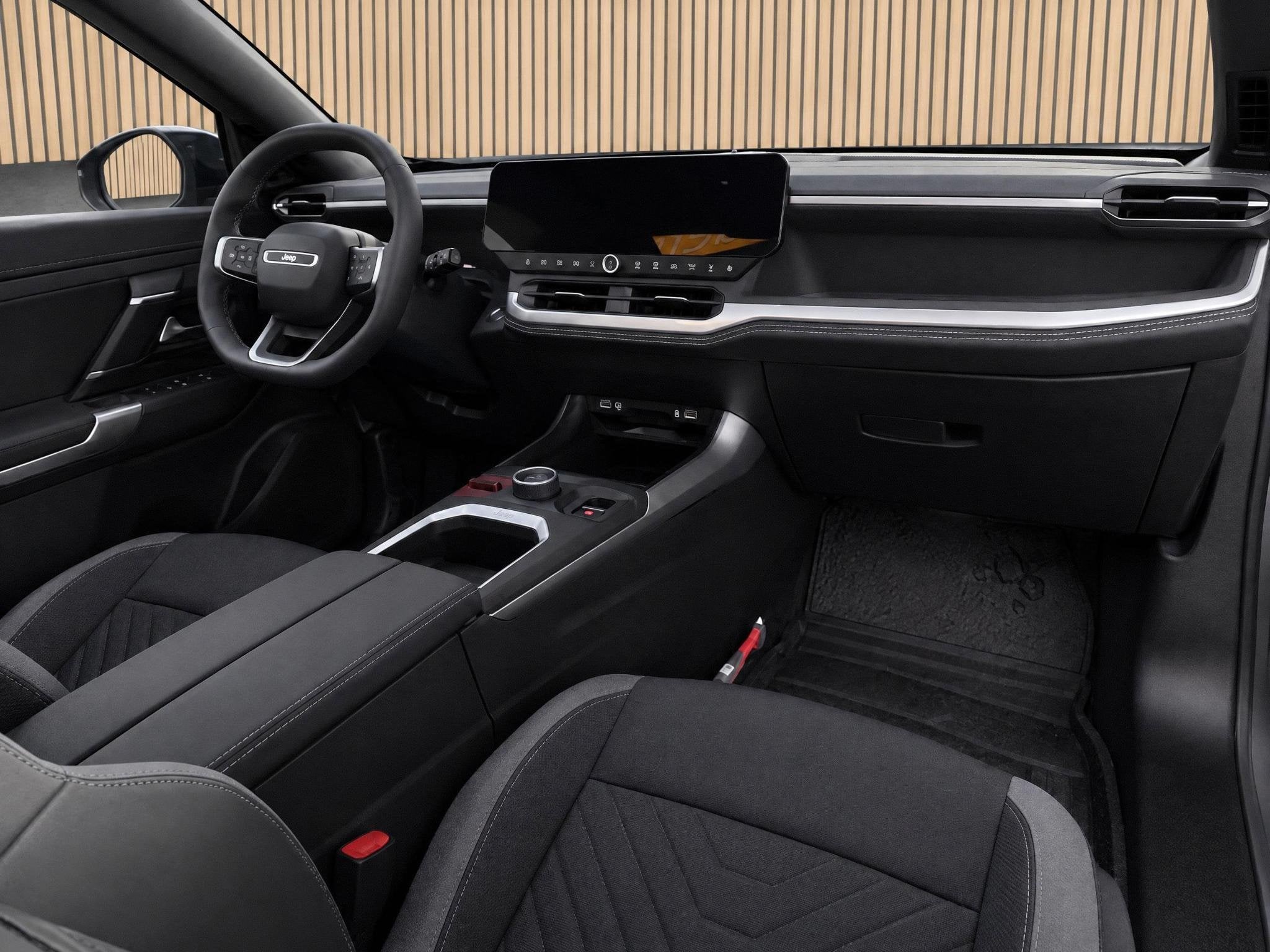 Jeep Compass First Edition 74 kWh | Navi / Panoramadak / Cam, Auto's, Gebruikt, 213 pk, 31 min, 600 kg