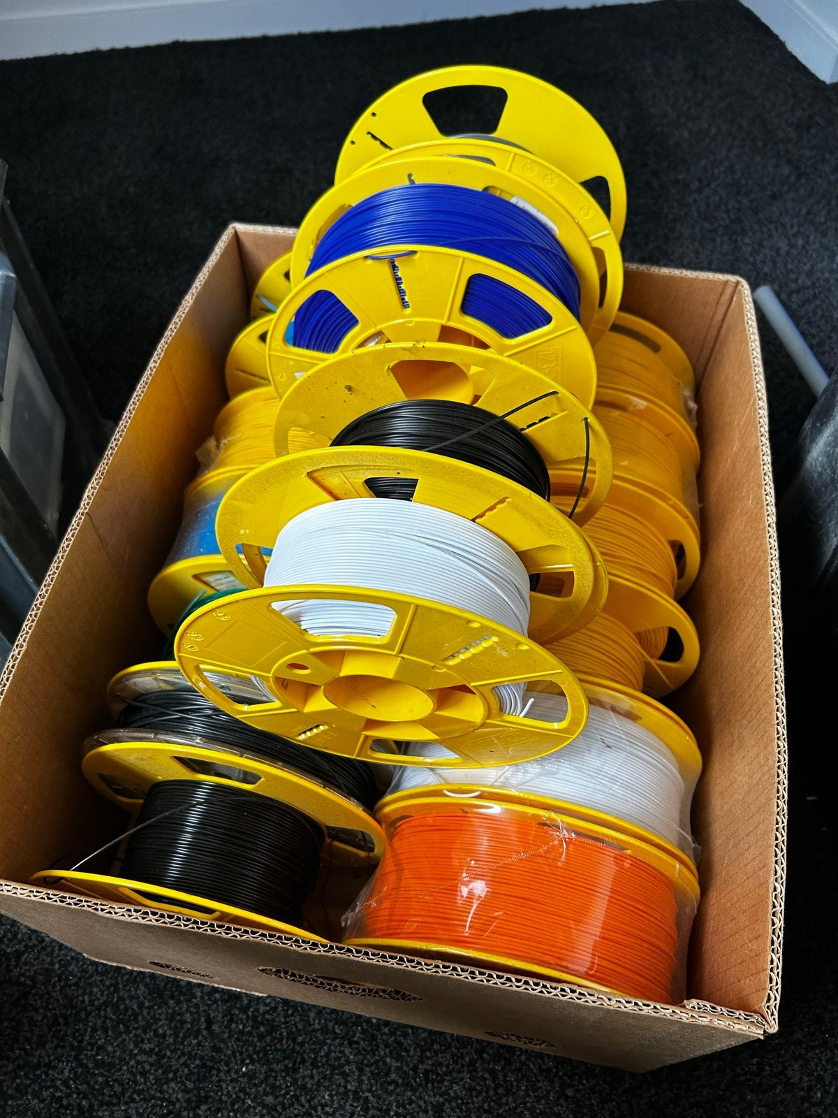 3D printer met veel PLA filament rollen, Ophalen, Gebruikt, Filament
