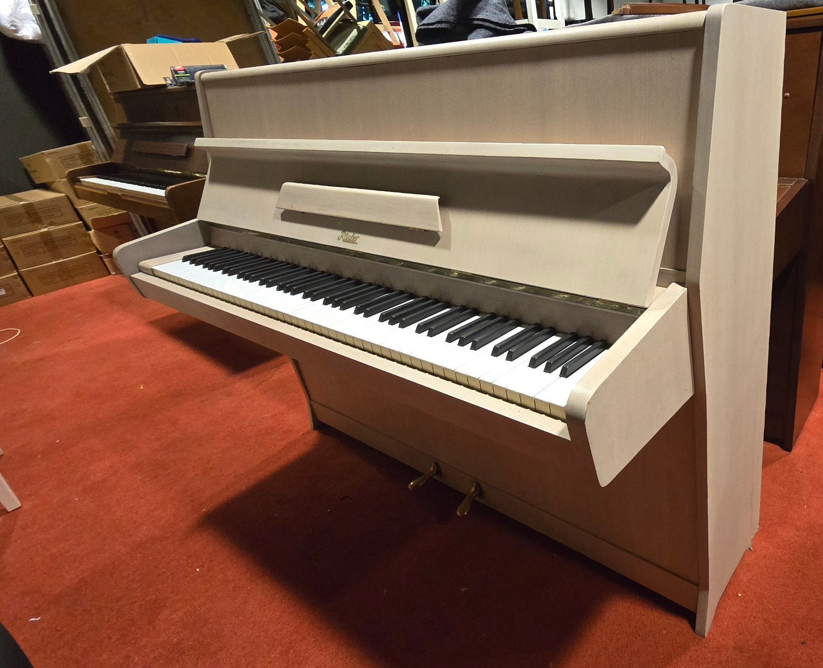Rösler piano in whitewash - Goede staat, stemvast, Muziek en Instrumenten, Piano's, Ophalen of Verzenden, Gebruikt, Overige kleuren