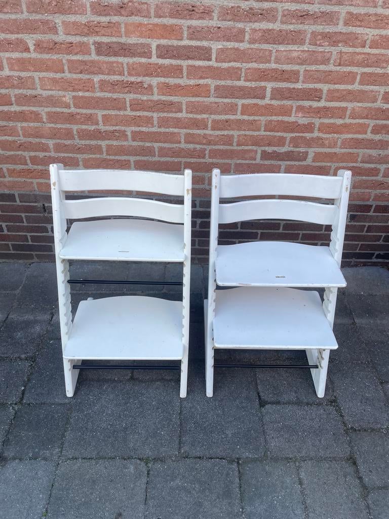 Twee witte Tripp Topp meegroeistoelen, Kinderen en Baby's, Kinderstoelen, Ophalen, Gebruikt, Meegroeistoel