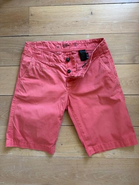 koraalrode korte broek maat 30 van H&M., Kleding | Heren, Broeken en Pantalons, Ophalen of Verzenden, Zo goed als nieuw, H&M, Rood