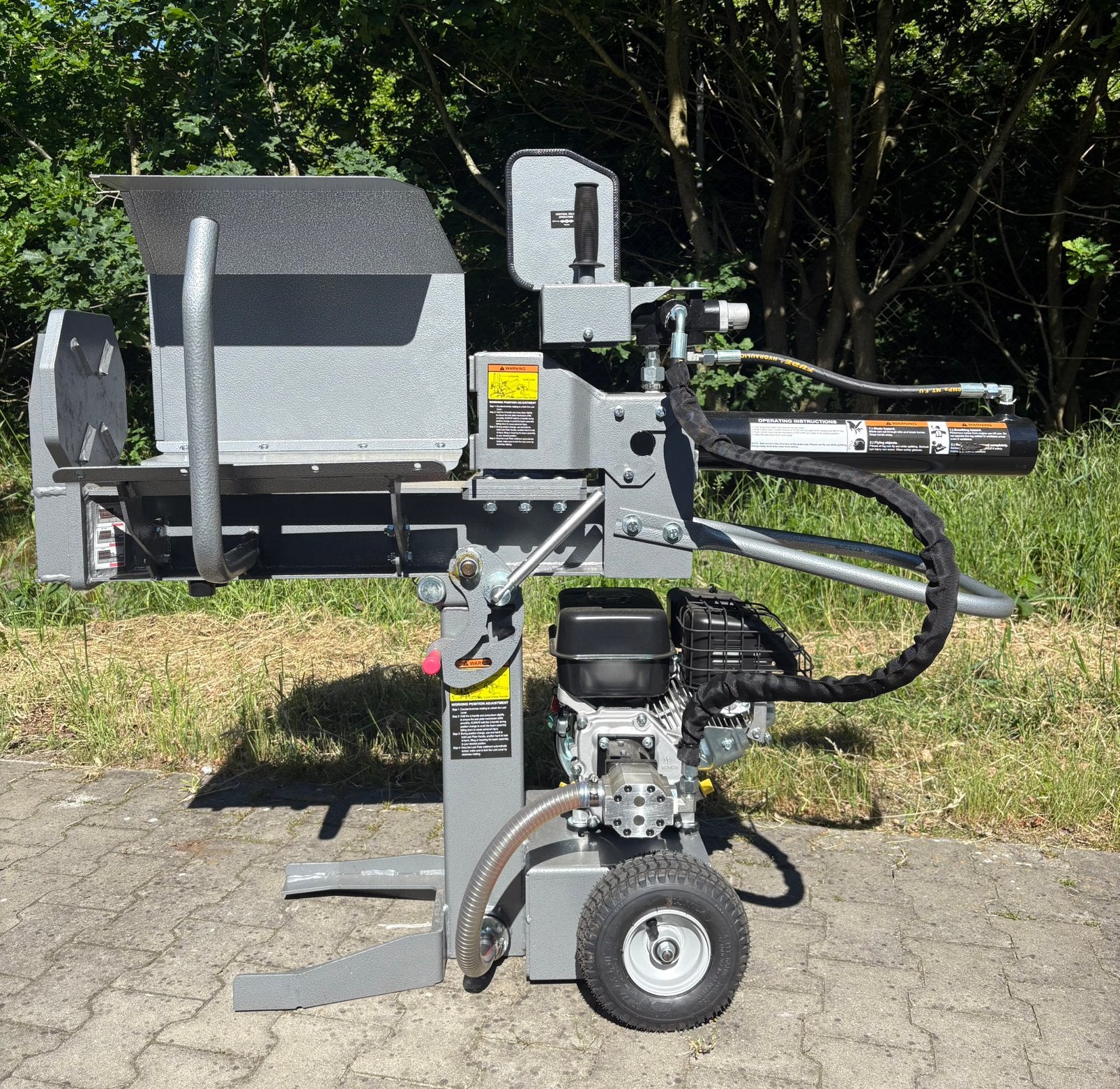 Houtklover 15 tons met Kohler Benzine Motor, Ophalen, Zo goed als nieuw, Benzine, Liggend