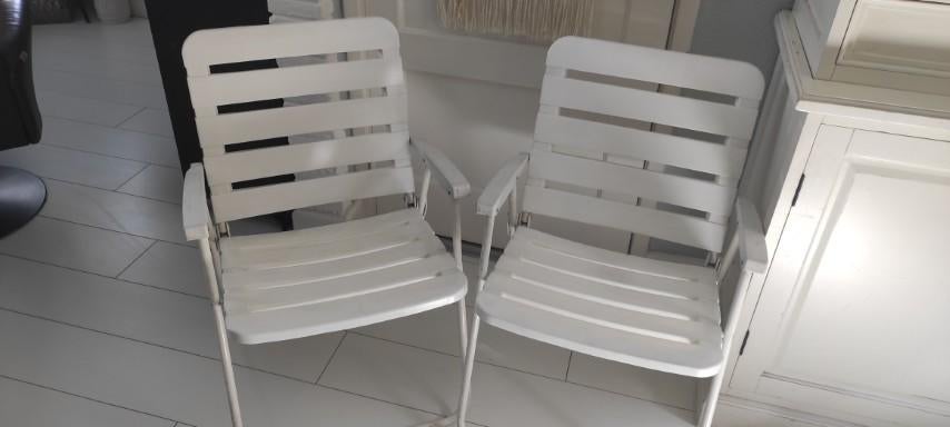 Vintage campingstoelen klapstoelen wit kunststof 2x, Ophalen of Verzenden, Gebruikt, Campingstoel