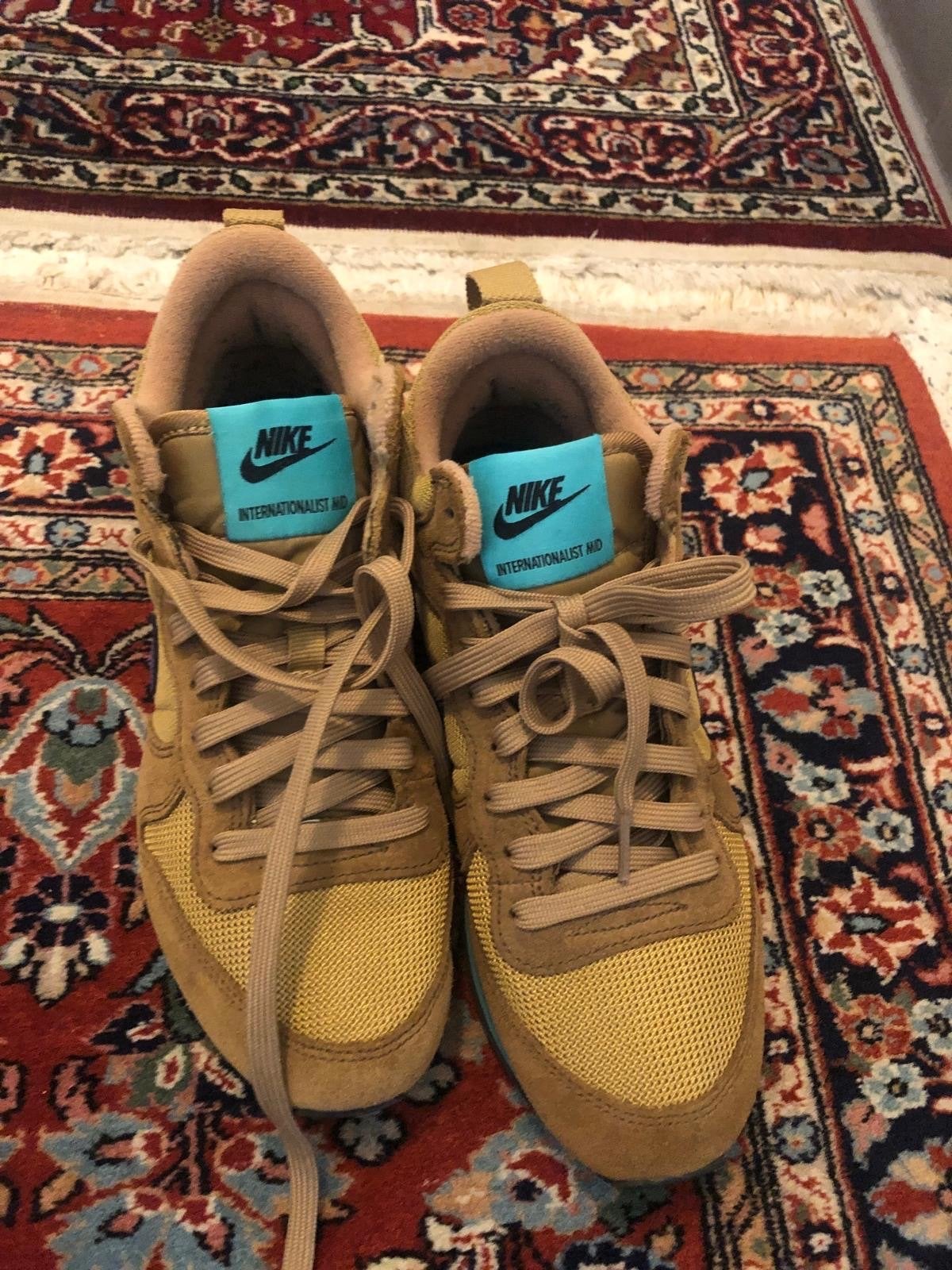 Nike Internationalist Mid Sneakers -maat 37, Kleding | Dames, Ophalen of Verzenden, Zo goed als nieuw, Bruin, Sneakers of Gympen