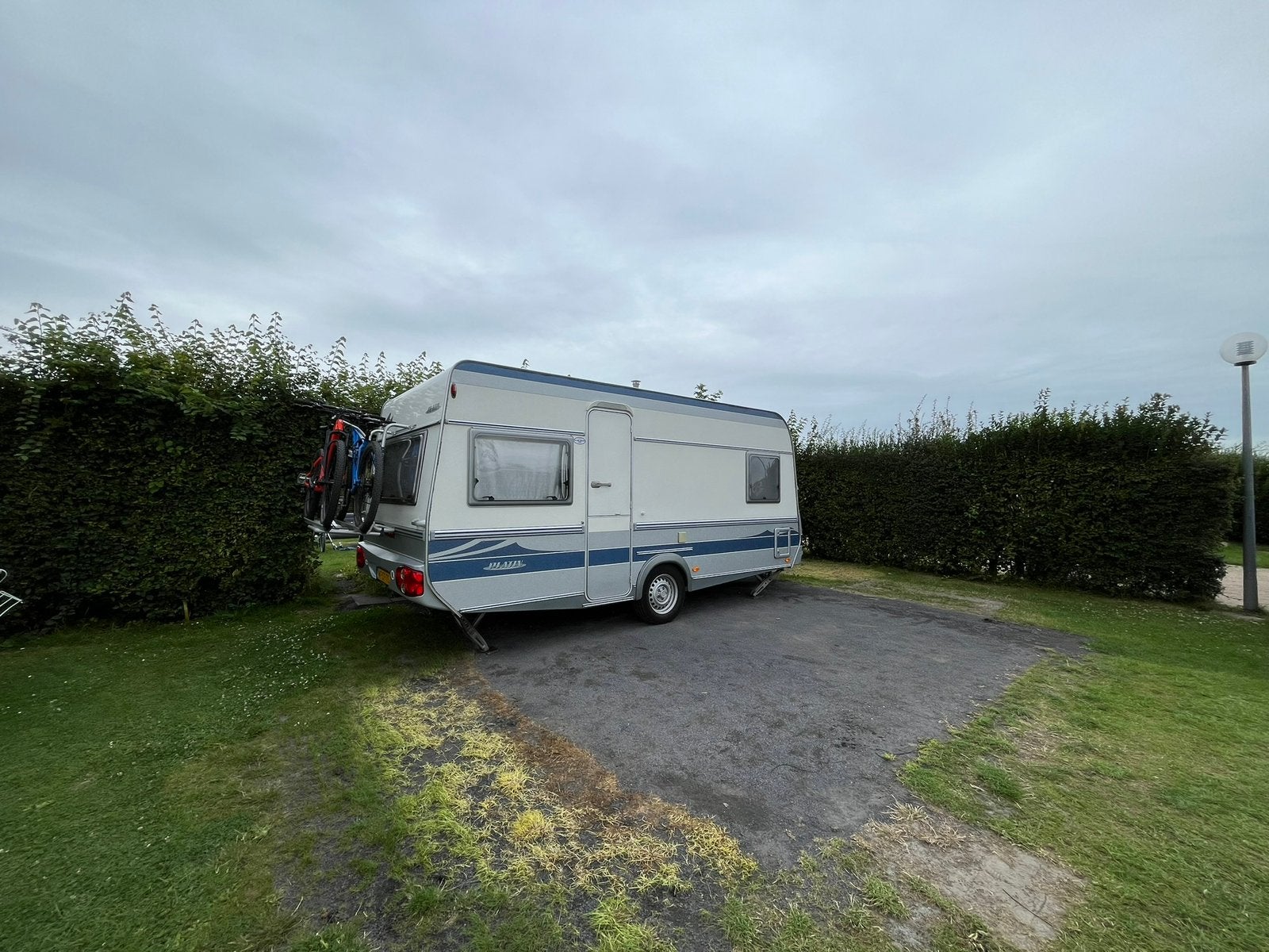 Fendt platin 470 TFB, Caravans en Kamperen, Caravans, Rondzit, Frans bed, Particulier, 1250 - 1500 kg