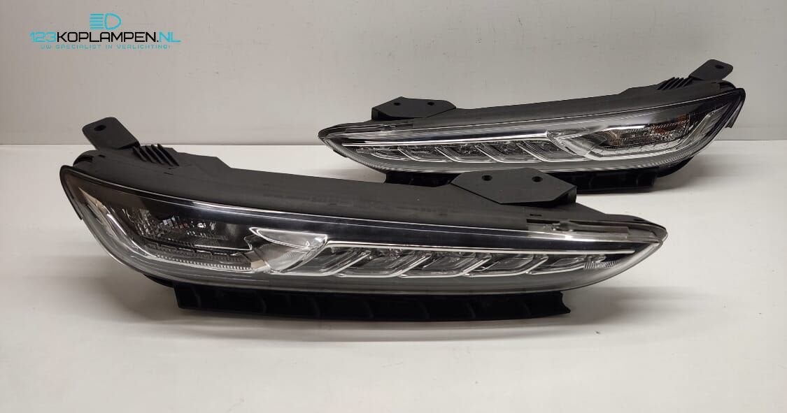 Hyundai Kona Led DRL koplamp links rechts, Ophalen, Gebruikt, -, -