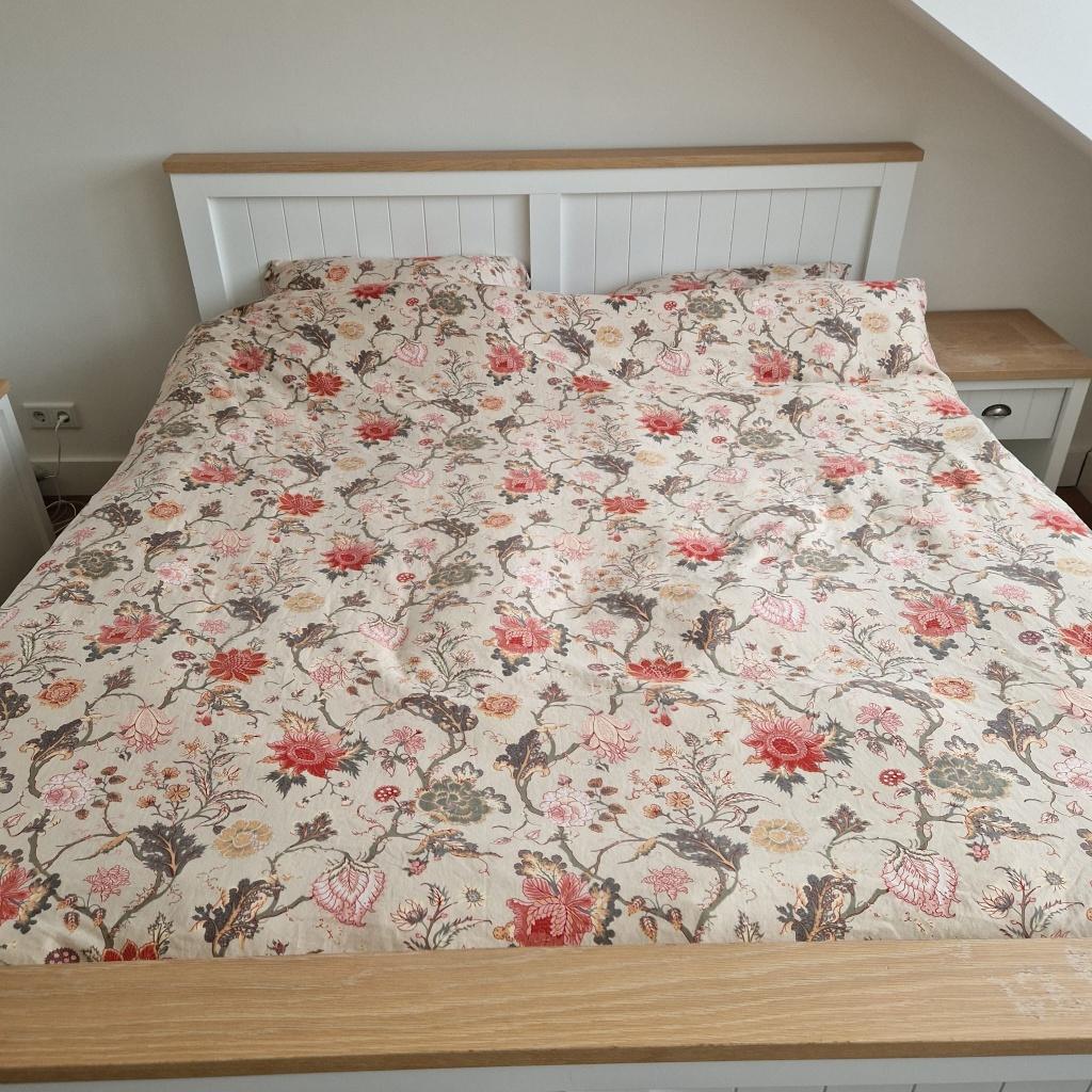 Bed en matrass 180X200 cm, wit, Huis en Inrichting, Slaapkamer | Bedden, Gebruikt, Tweepersoons, 180 cm, 200 cm, Hout, Wit, Ophalen