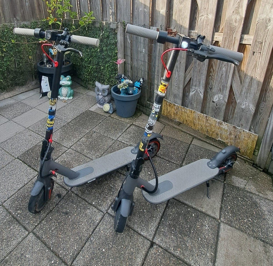 2 elektrische steps - 1 met nieuwe accu nodig, Hobby en Vrije tijd, Ophalen, Gebruikt