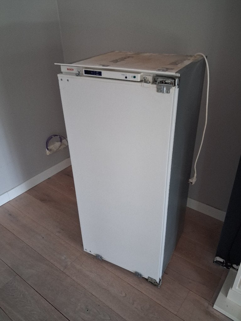 Koelkast bosch inbouw 122cm hoog, Witgoed en Apparatuur, Koelkasten en IJskasten, Ophalen, 120 tot 140 cm, 200 liter of meer, 45 tot 60 cm