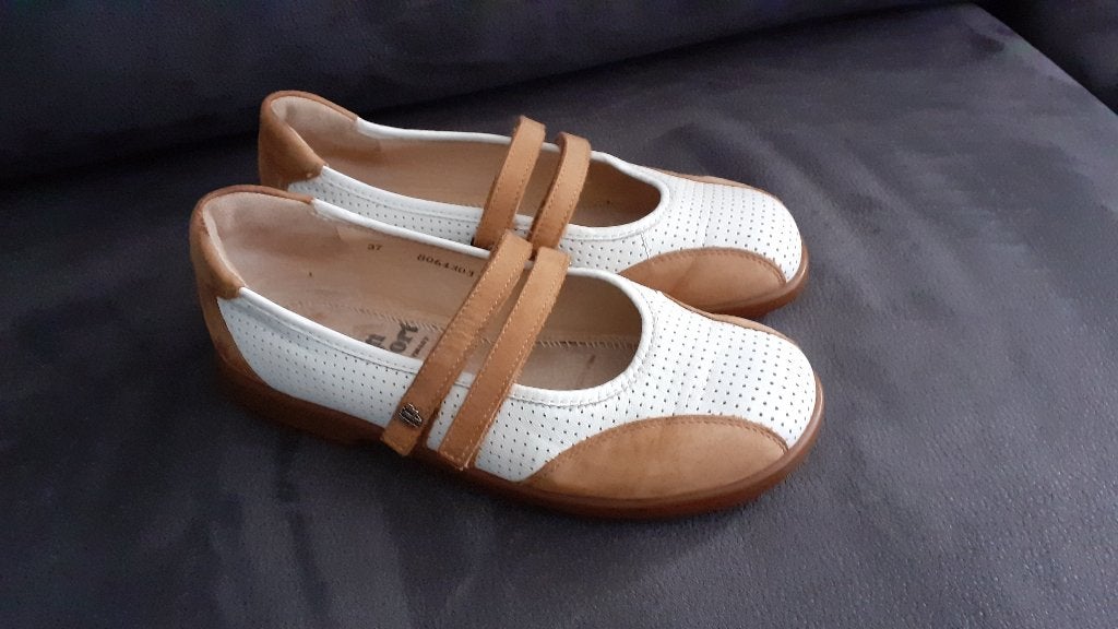 Finn Comfort. Lage leren bandschoen. Wit. Mt 37, Finn Comfort, Wit, Ophalen of Verzenden, Sneakers of Gympen