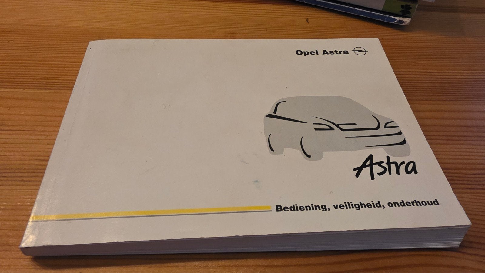 Opel Astra Handleiding - Bediening, Veiligheid, Onderhoud, Ophalen of Verzenden