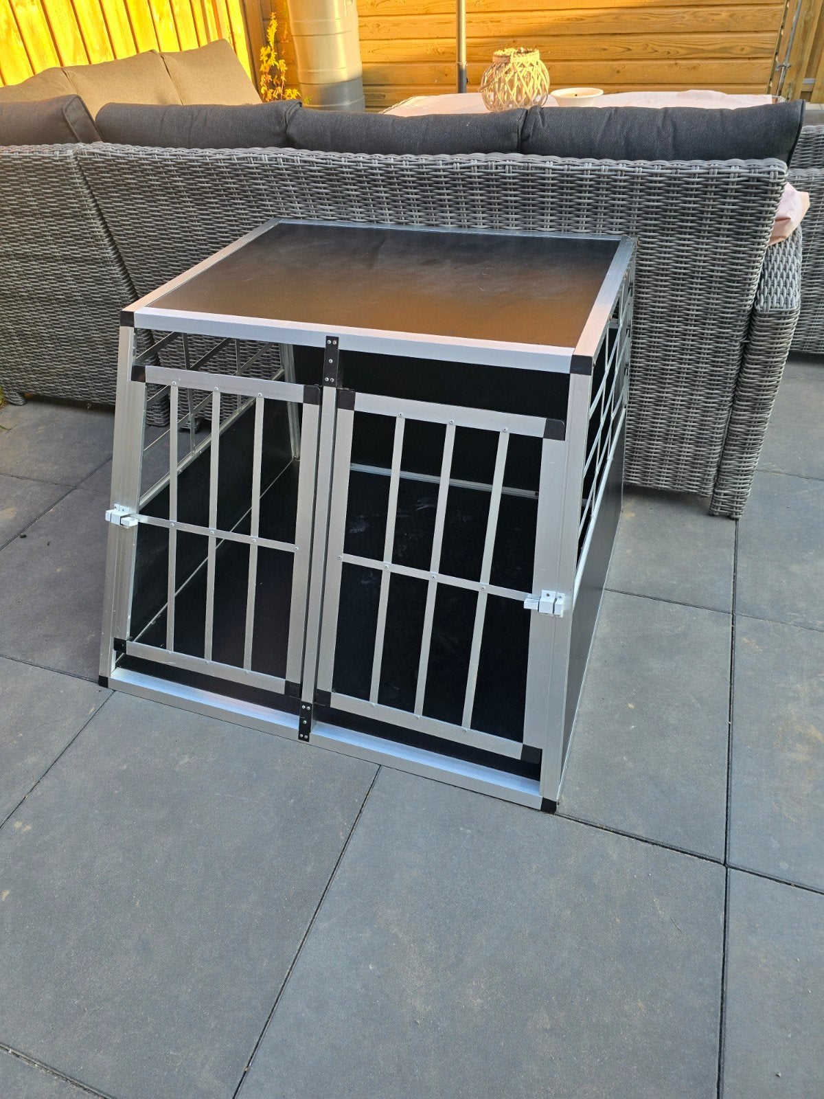 Mooi bench, Dieren en Toebehoren, Hondenbenches, Ophalen of Verzenden, Zo goed als nieuw