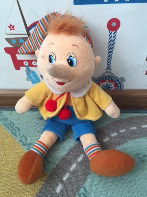 Buratino russische Pinocchio zingend knuffel pop 38 cm, Ophalen of Verzenden, Nieuw, Overige typen, Middelgroot (20 tot 80 cm)