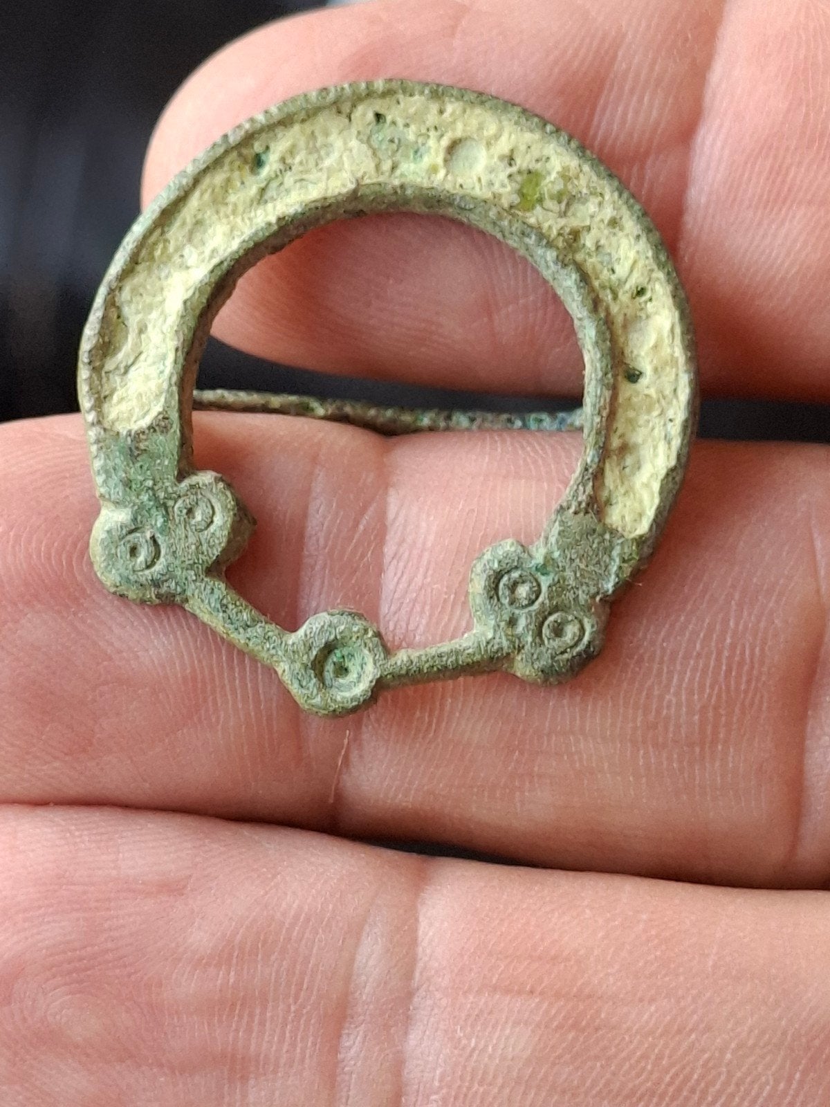 romeinse fibula met restant emaille bodemvondst, Antiek en Kunst, Ophalen of Verzenden