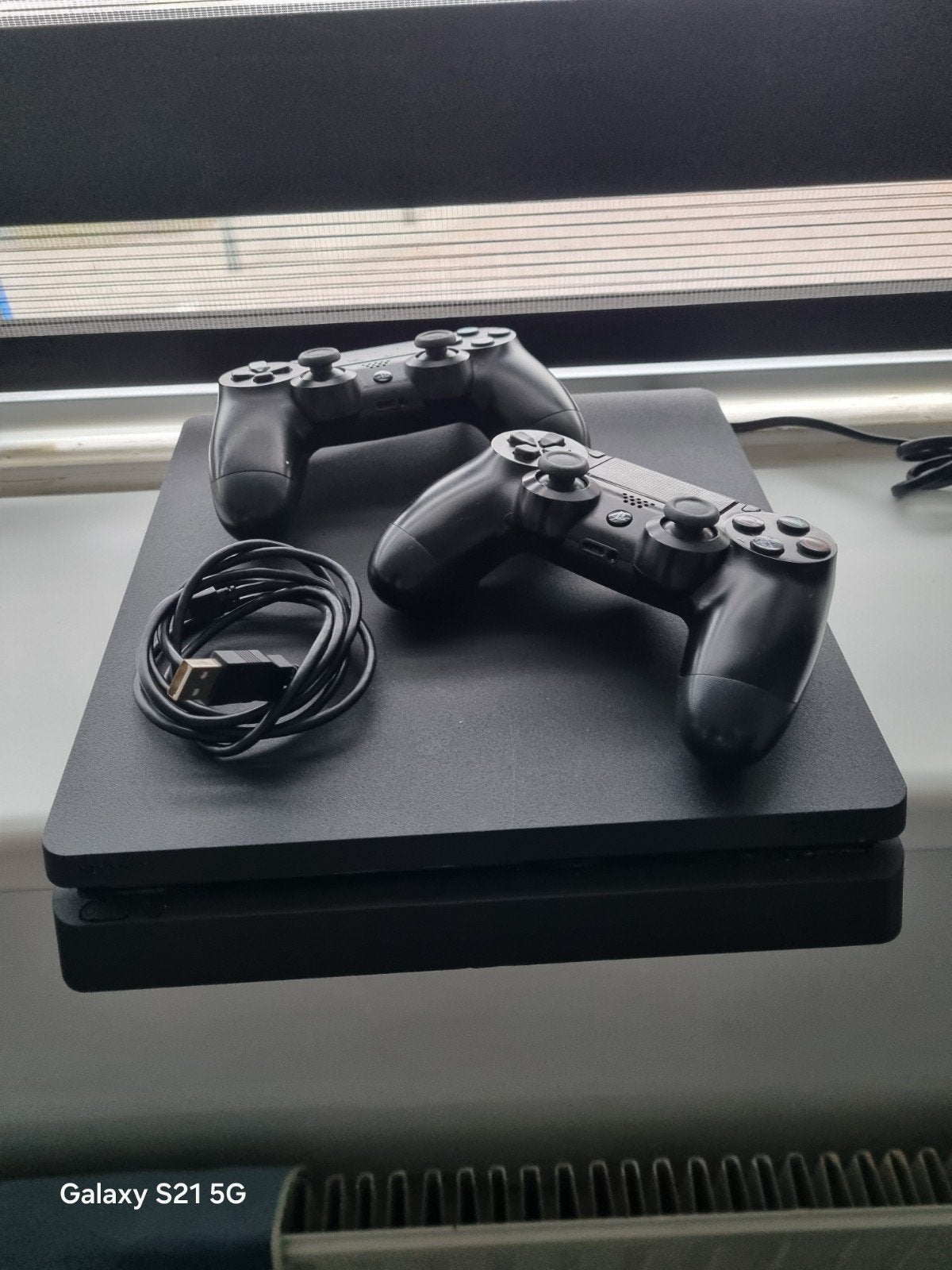 Playstation 4, Ophalen, Met 2 controllers, Original