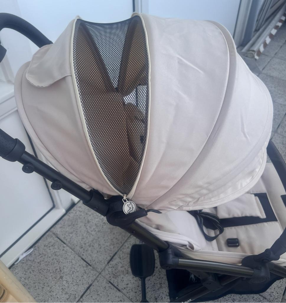Leclerc Buggy - Compact en Lichtgewicht, Ophalen, Zo goed als nieuw