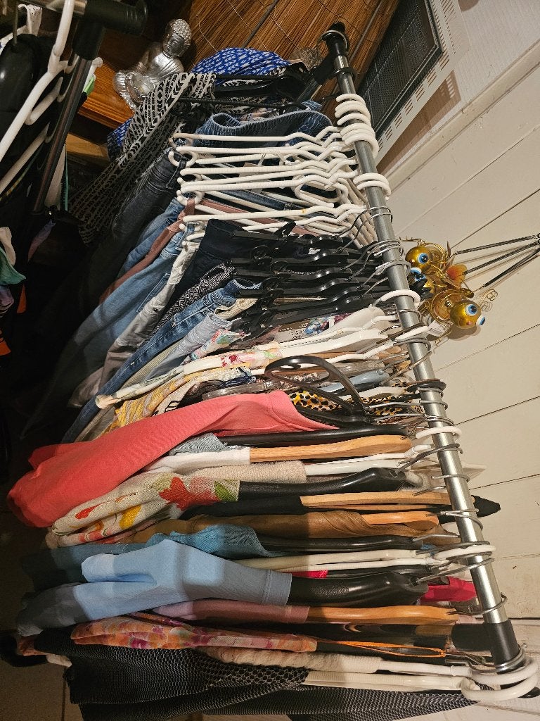 Partij nieuwe kleding 75 stuks, Ophalen, Nieuw, Maat 42/44 (L)
