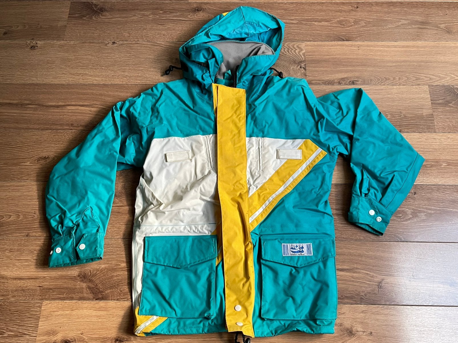 Degelijk allweather zeiljack van MQP maat S, Watersport en Boten, Watersportkleding, Ophalen of Verzenden, Gebruikt, Dame, Zeiljack