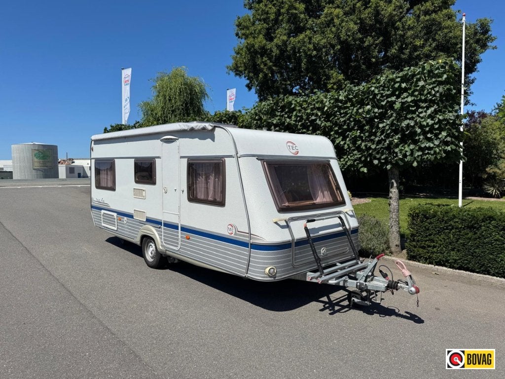 TEC Travel King 530 E Verkocht, Caravans en Kamperen, Dwarsbed, T.E.C., Rondzit, Bedrijf