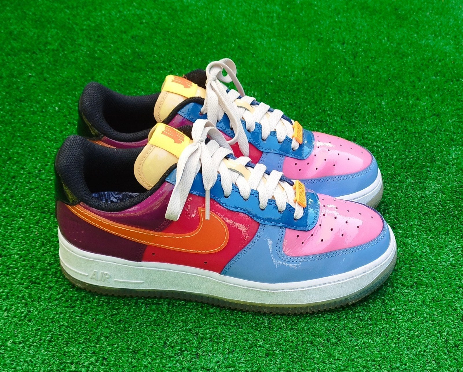 Nike Air Force 1 Low x Undefeated Multi-Color Patent - 38,5, One Bowerman Drive, Beaverton, OR 97005, USA, Overige kleuren, Nike Inc.