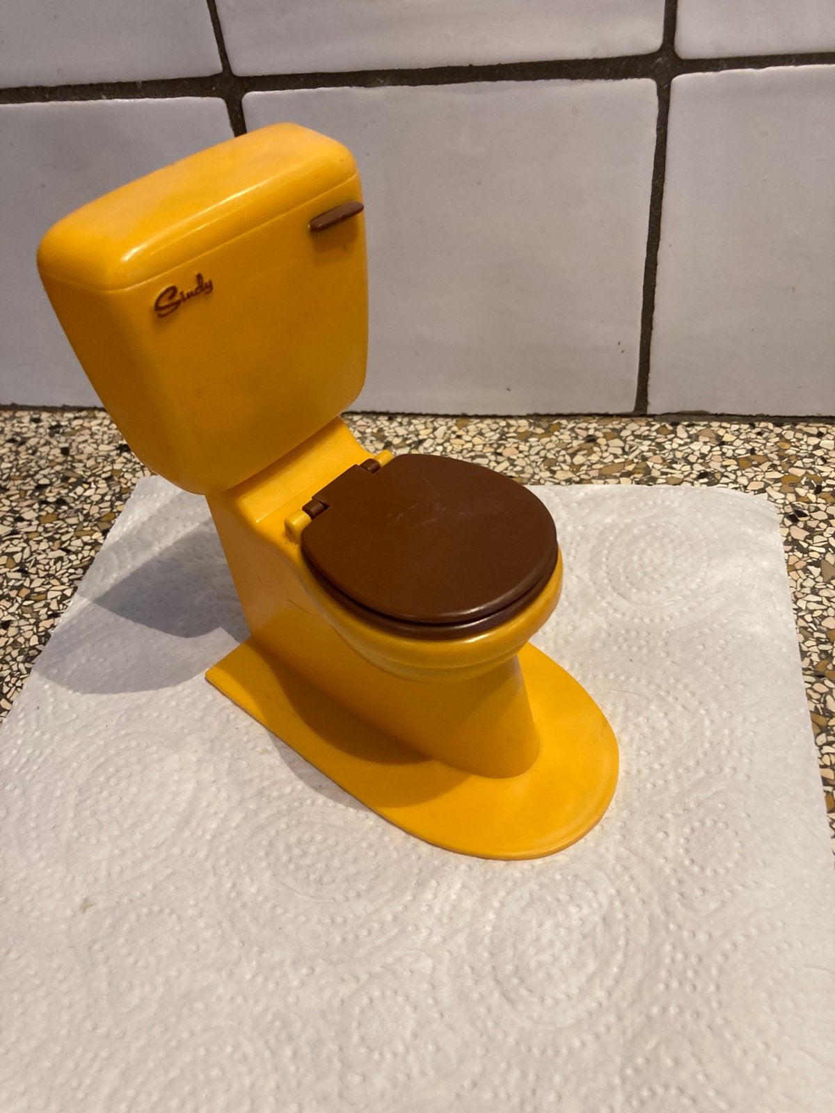 Poppen toilet cindy, Verzamelen, Ophalen of Verzenden, Zo goed als nieuw, Pop