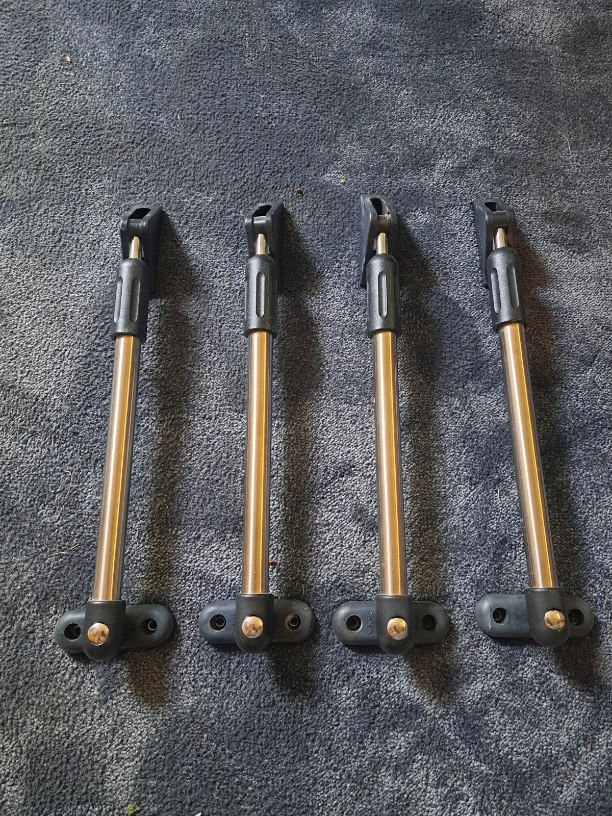 4x AXA telescopische raamuitzetters zgan, Ophalen of Verzenden