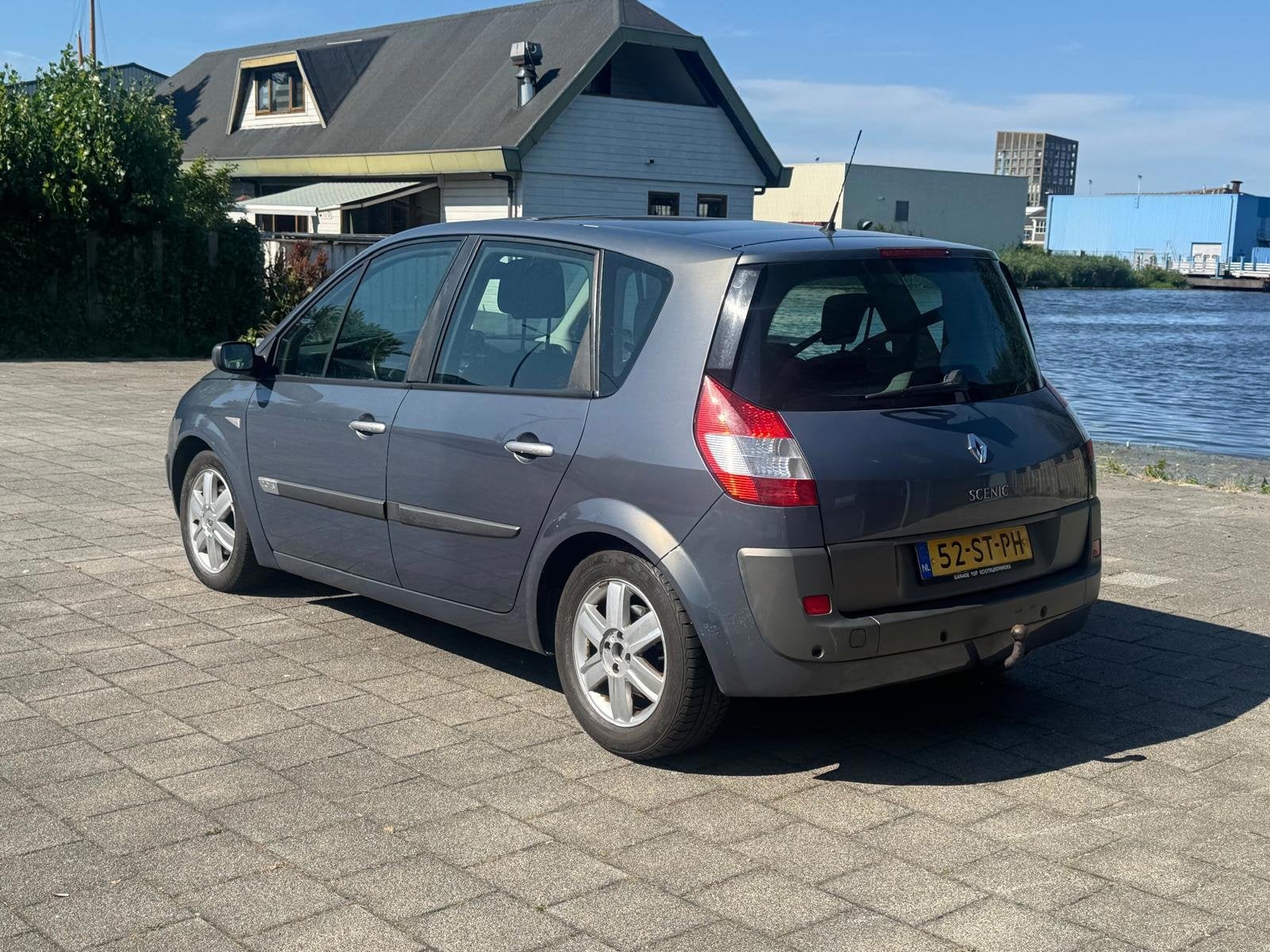 Renault Scénic 2.0-16V Privilège Luxe/Automaat/airco/nieuw, Auto's, 135 pk, 4 cilinders, Origineel Nederlands, 650 kg