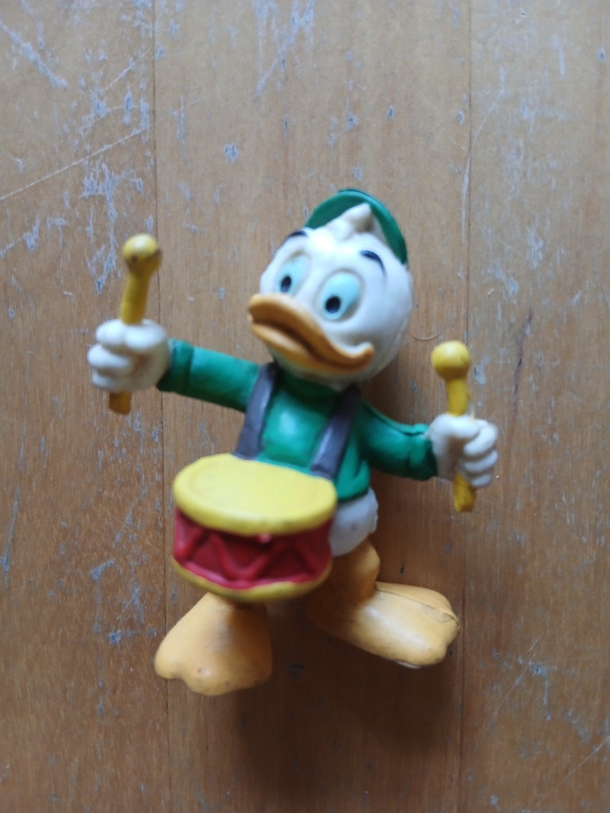 Kwik, Kwek of Kwak figuur met trommel - Disney, Verzamelen, Ophalen of Verzenden, Overige figuren, Beeldje of Figuurtje
