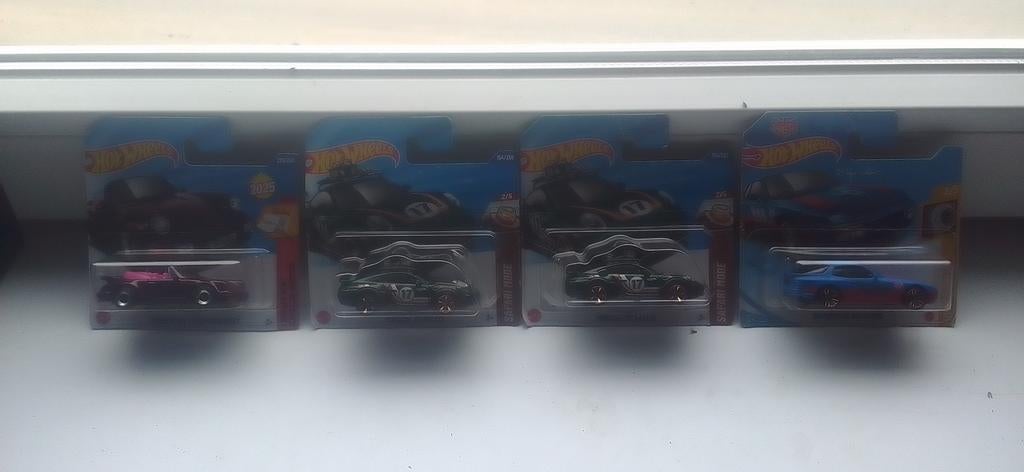 Porsche hot Wheels een koop, Hobby en Vrije tijd, Modelauto's | Overige schalen, Ophalen of Verzenden, Nieuw, Auto