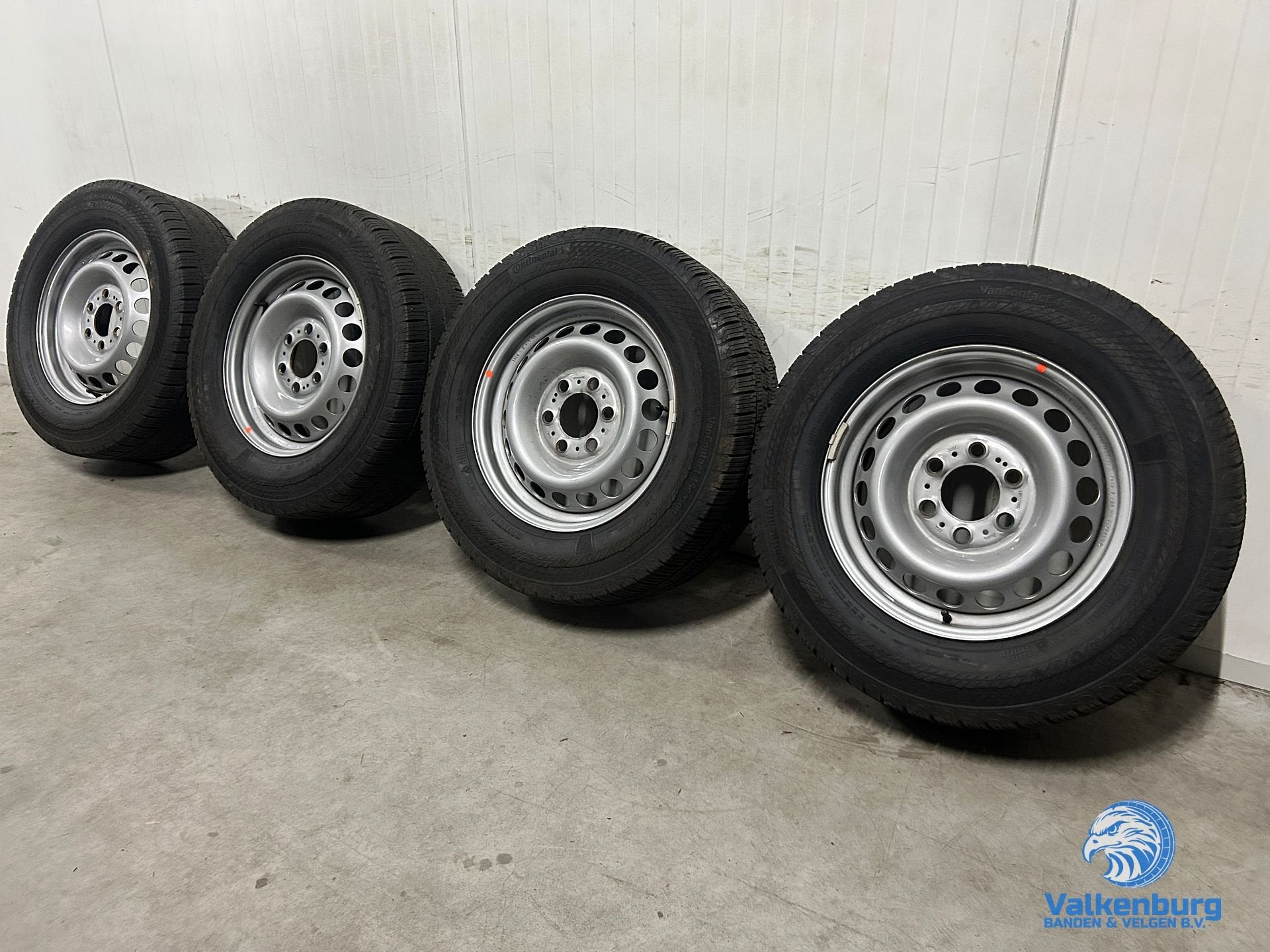 Originele Mercedes Sprinter 16 inch stalen velgen 6x130 TPMS