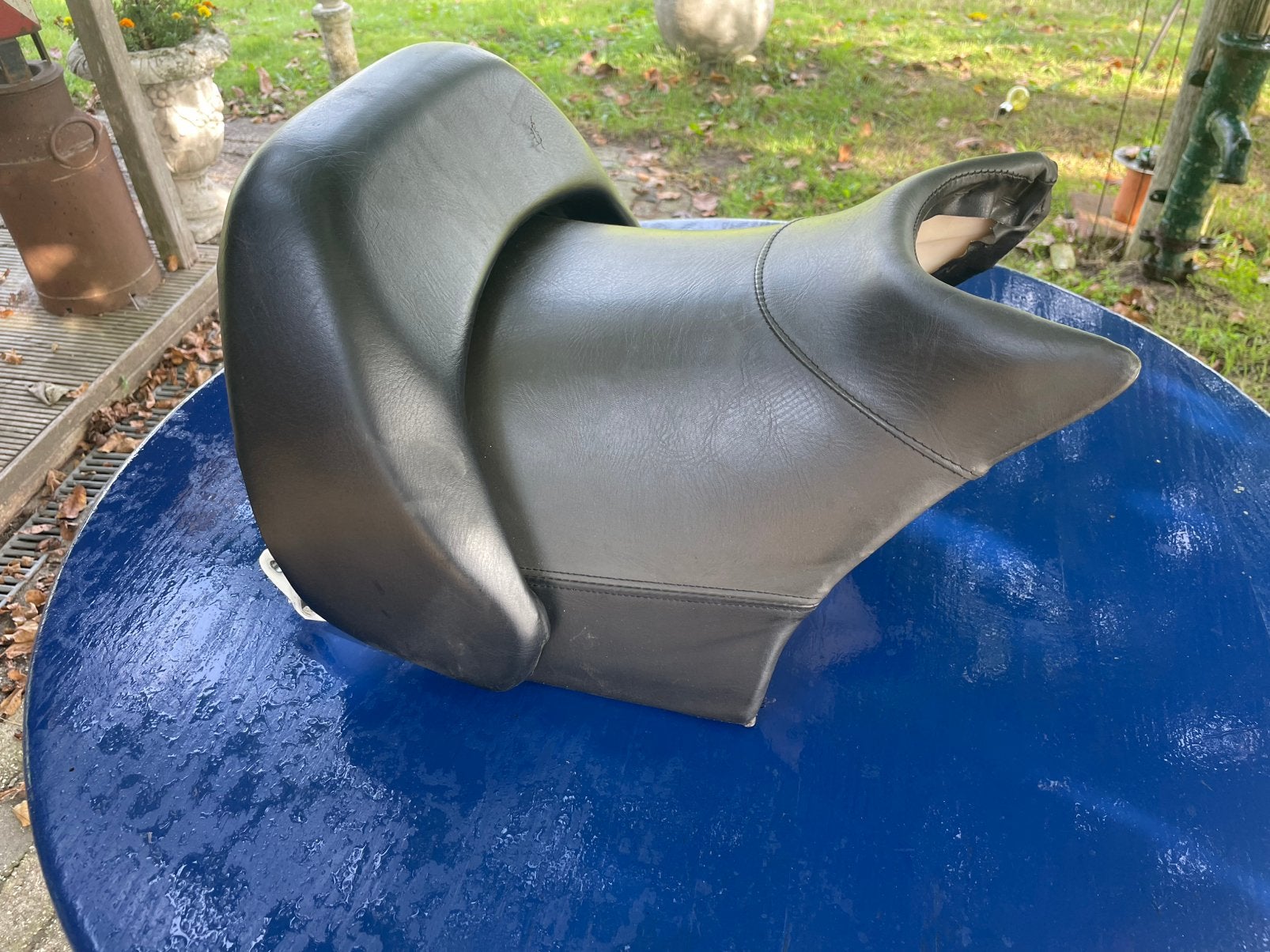 Te koop zadel seat nette staat yamaha vmax1200 v-max, Motoren, Ophalen of Verzenden, Gebruikt