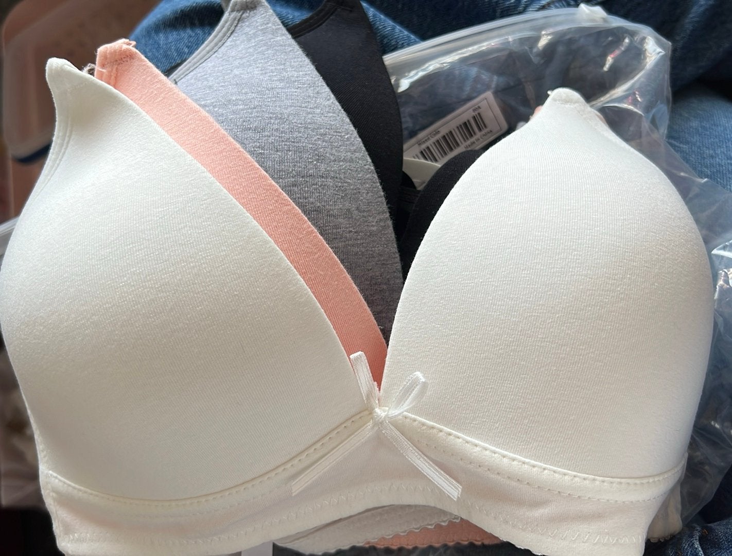 4 nieuwe soft bh’s 80A, Ophalen of Verzenden, BH
