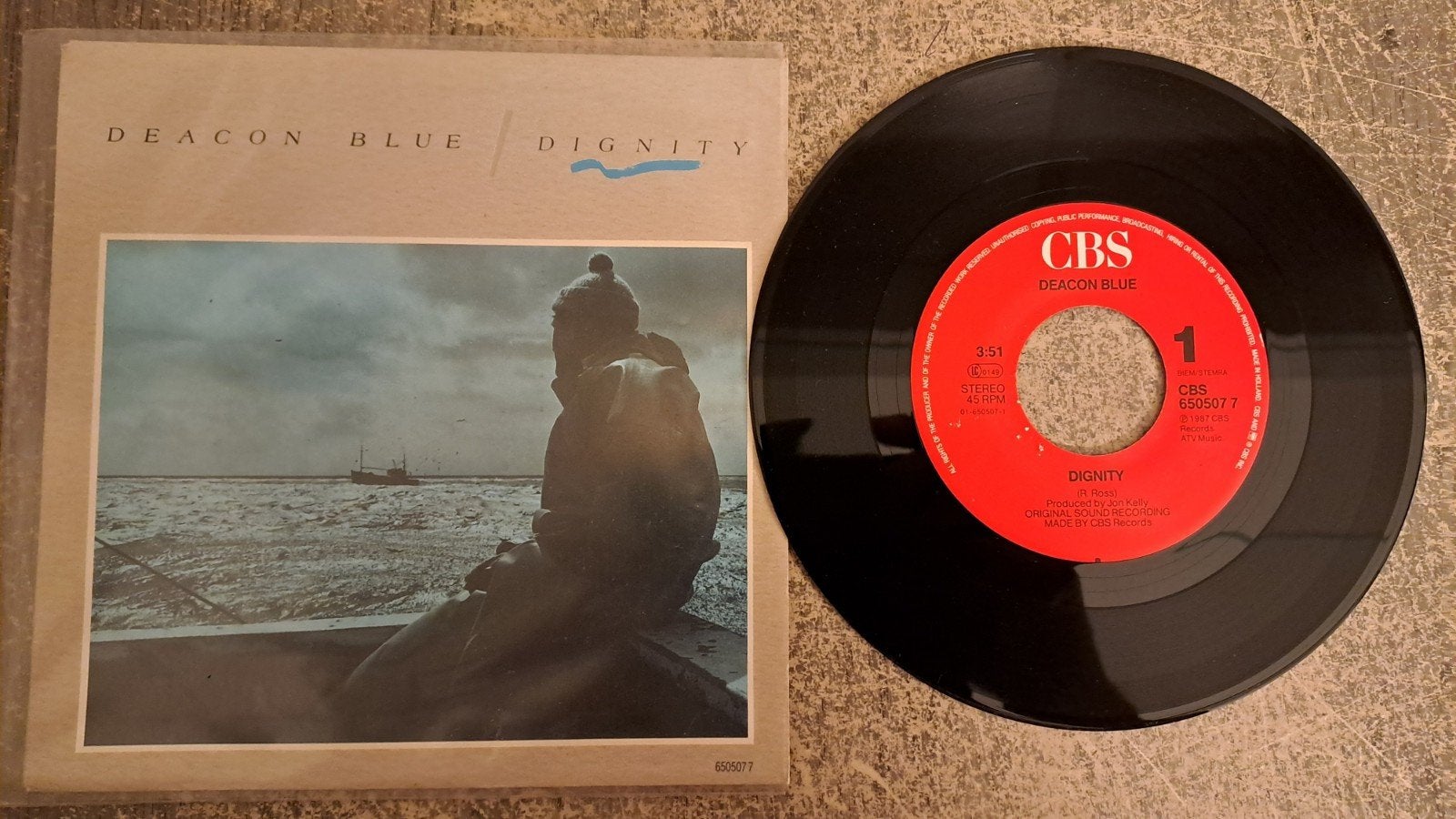Deacon blue  - dignity, Fotohoes, Ophalen of Verzenden, Gebruikt, Pop