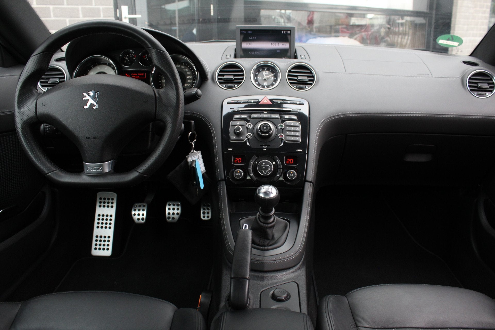 Peugeot RCZ 1.6 THP Asphalt / Leer / 19" / JBL / N.A.P., Auto's, Peugeot, Voorwielaandrijving, 15 km/l, Gebruikt, 4 cilinders