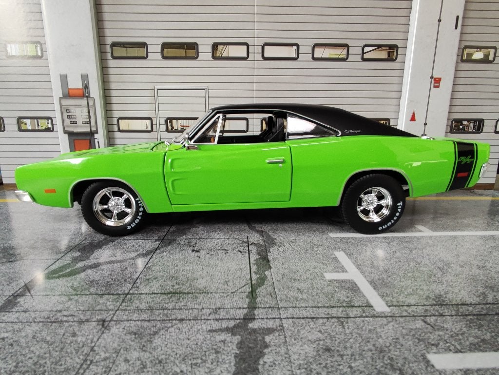 Dodge Charger R/T 1969 Groen 1:18, Ophalen of Verzenden, Zo goed als nieuw, Auto, Maisto