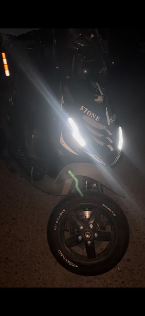 Zip 150cc A1 waardepeiling, Ophalen, Zo goed als nieuw, Tweetakt, Zip