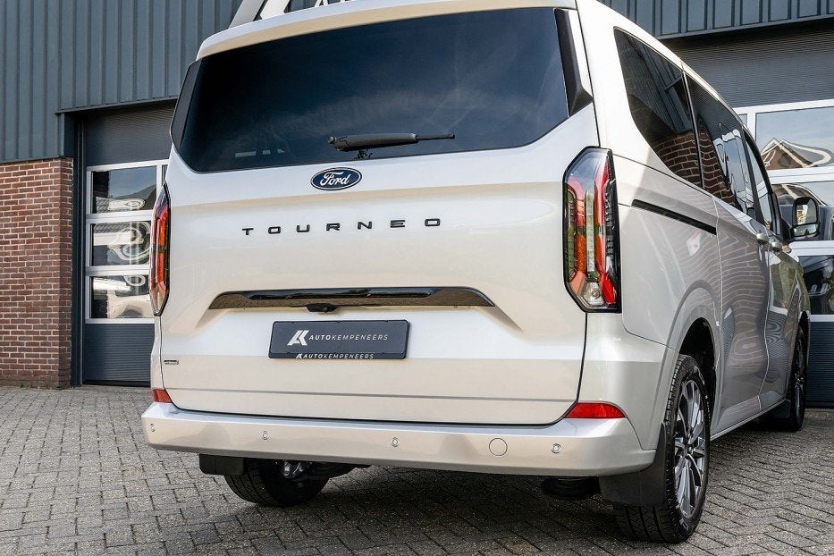 Ford Tourneo Custom Titanium X L1H1 | 360 Camera | ACC | B&O, Auto's, Ford, 232 pk, Gebruikt, 1850 kg, Bedrijf