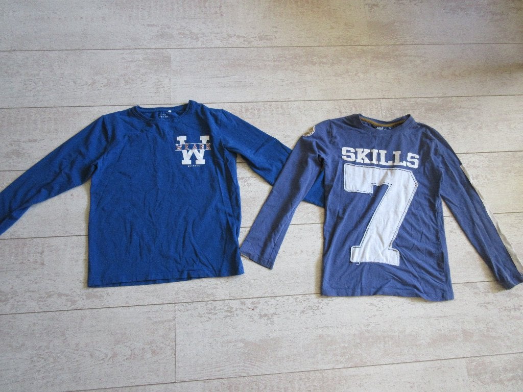 Twee shirtjes merk Name It en NAIS maat 146-152, Naïs en Name it, Ophalen of Verzenden, Zo goed als nieuw, Shirt of Longsleeve