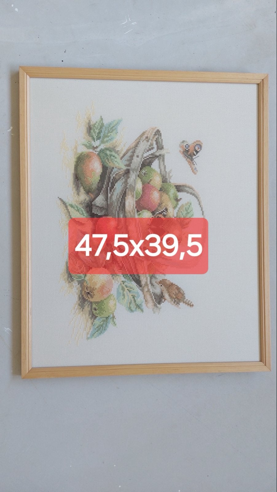 Borduurwerk met fruitmand en vlinder in houten lijst, Huis en Inrichting, Ophalen, Minder dan 50 cm, Overige typen, Zo goed als nieuw