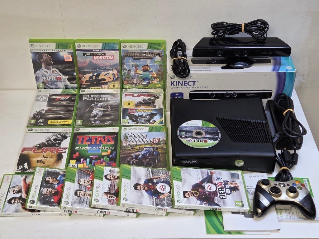 Xbox 360 Slim 320GB + 16 Games, Ophalen, 320 GB, Met kinect, Met 1 controller