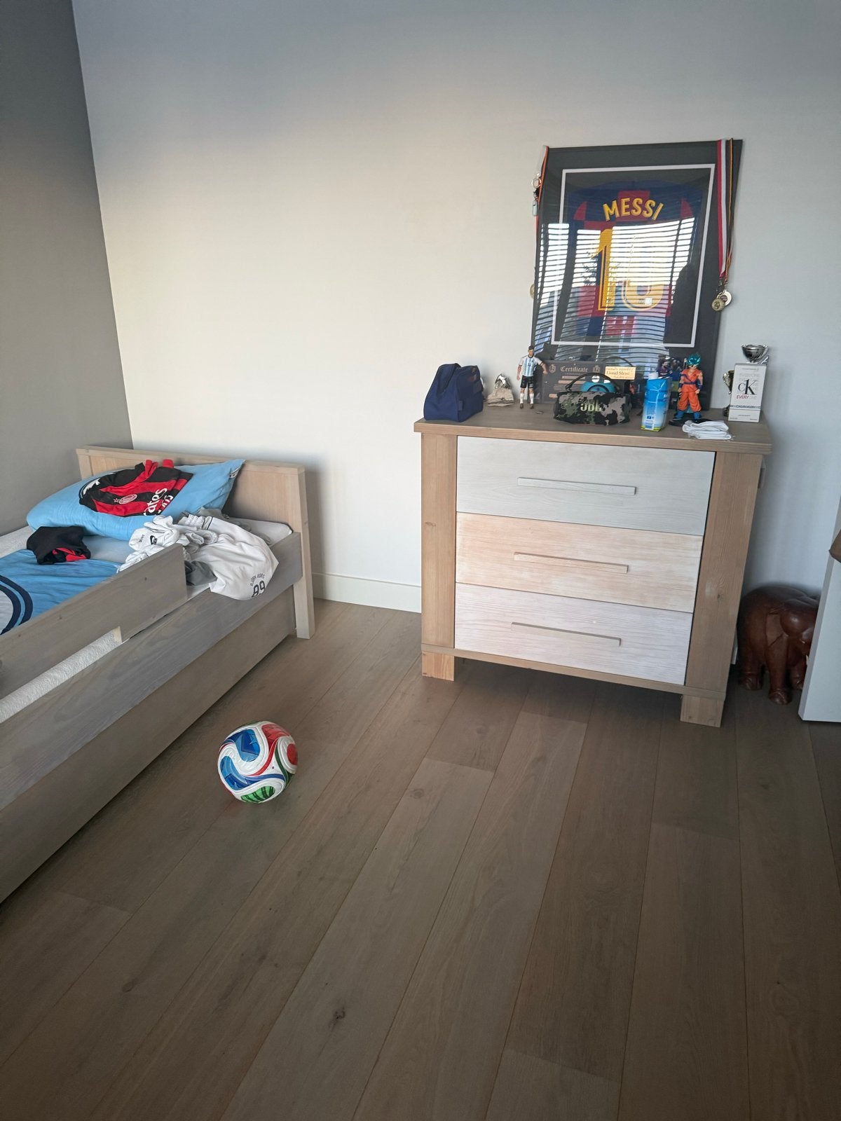 Complete Bopito kinderkamer/babykamer van echt hout, Kinderen en Baby's, Kinderkamer | Complete kinderkamers, Ophalen, Zo goed als nieuw