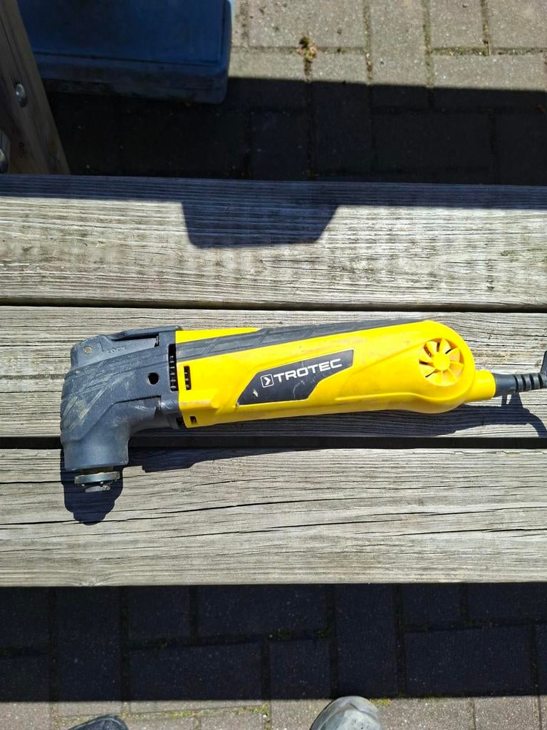Trotec PMTS 10-230V Multitool, Ophalen