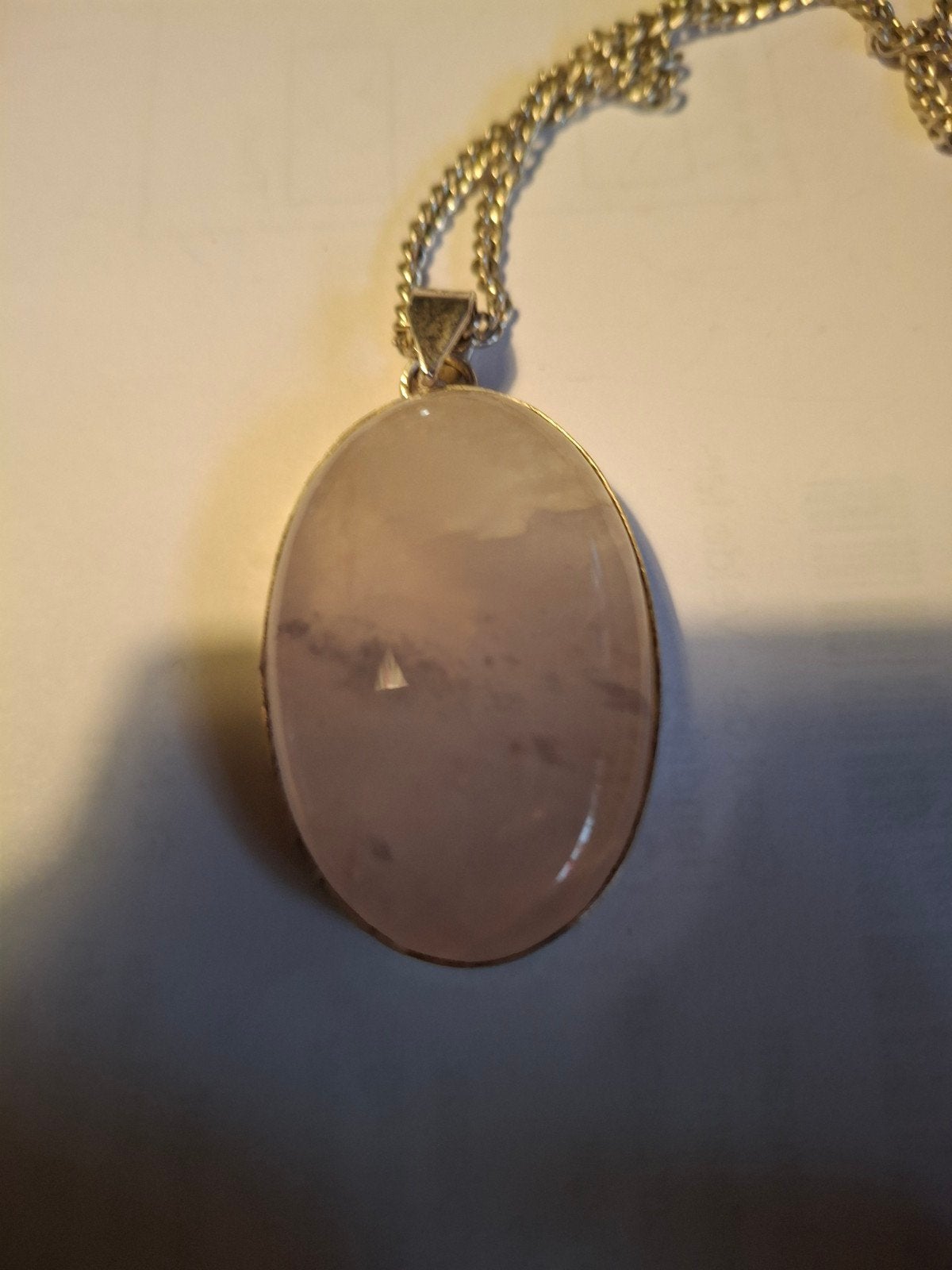 zilveren  hanger  met ketting  rozenkwarts, Antiek en Kunst, Ophalen of Verzenden