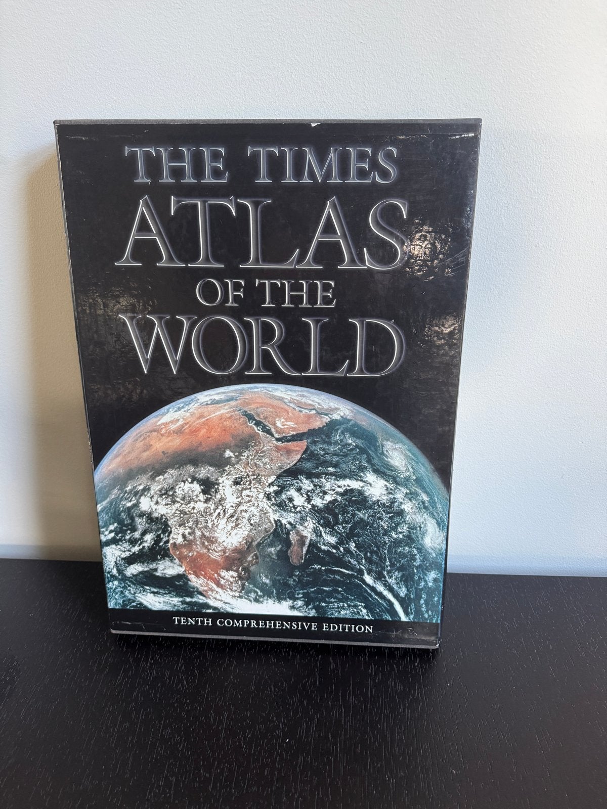The Times Atlas of the World - Tiende Uitgebreide Editie, Boeken, Overige atlassen, Ophalen of Verzenden, Zo goed als nieuw, 1800 tot 2000
